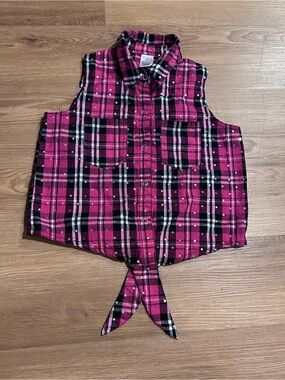 Weissman Pink and Black Plaid Tie-Front Sleeveless Button-Down